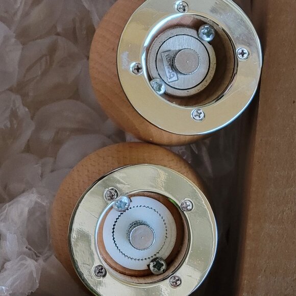 Bodum PEPPINO beechwood salt and pepper mills Carsten Jorgensen design Denmark - Picture 4 of 4